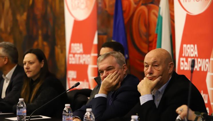 Румен Петков - Лидерът на АБВ Румен Петков пред 