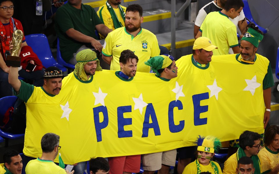 Отборите на Бразилия и Южна Корея играят при резултат 0:0