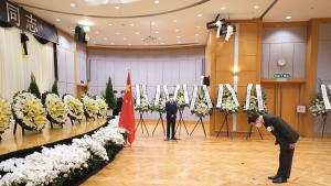 Китайският президент Си Цзинпин подчерта на строга възпоменателна церемония че
