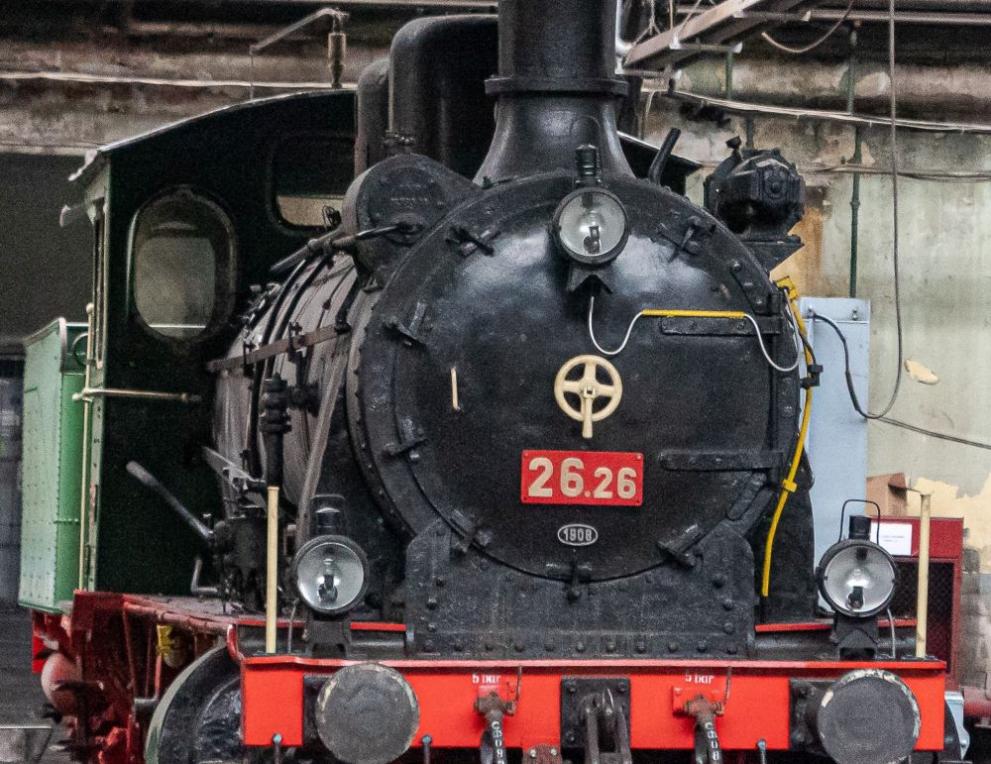 За първи път най-старият парен локомотив, който наскоро беше възстановен,