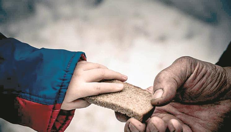 жест хляб ръка - ЧУДЕСА И ВЯРА: Постът е фар в живота на християнина