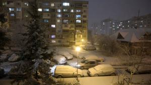 Нощен сняг натрупа в София   Георги Димитров Вечерта се