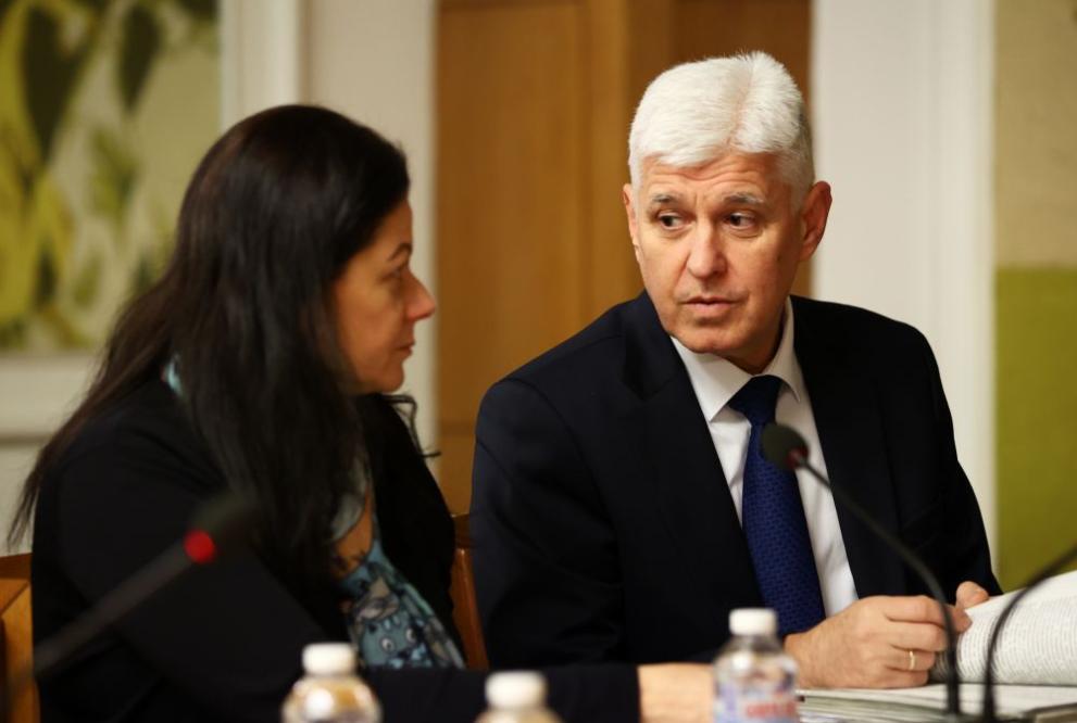 Въоръжението, което се предоставя на Киев е в две насоки