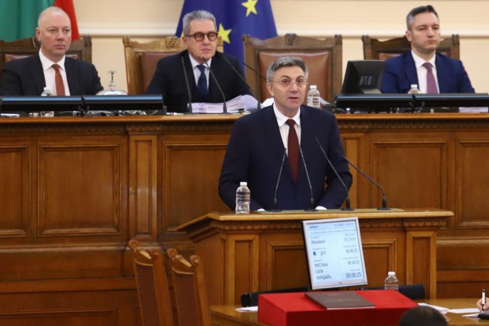 Съдбата на България е в ръцете на всички нас, каза