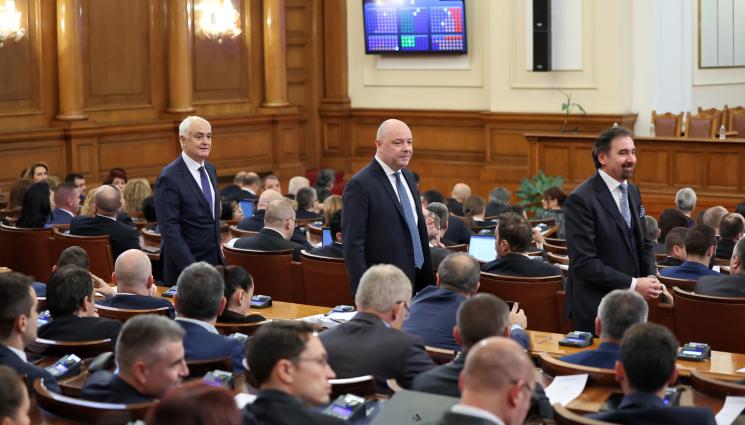 с - СЛЕД КАТО НС ПОСЕЧЕ ГАБРОВСКИ: Професорът огорчен, че злото е победило