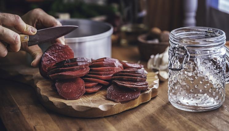 цвекло - ЗЛАТНО ВРЕМЕ: 10 задължителни храни на масата след 60-те