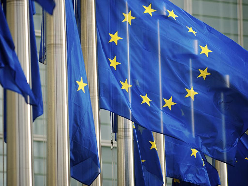 Европейският съюз одобри окончателното на ниво министри оспорвано законодателство изискващо