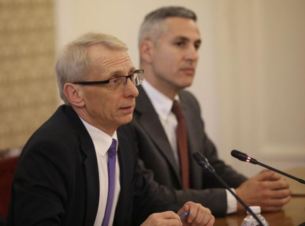 От Продължаваме Промяната представиха своите планове преди и след връчване