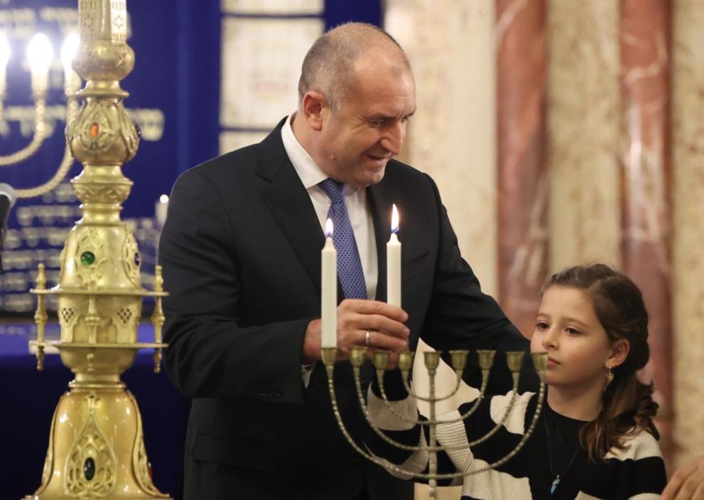 Ще връча втория мандат скоро, няма да губим време. Но