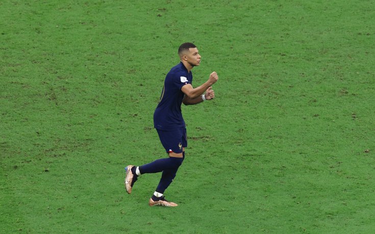 Френските футболисти ще се срещнат с фенове в родината си