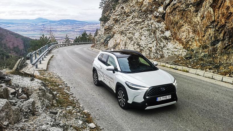 Toyota Corolla Cross тест драйв