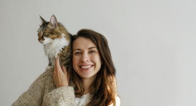 котка и собственик