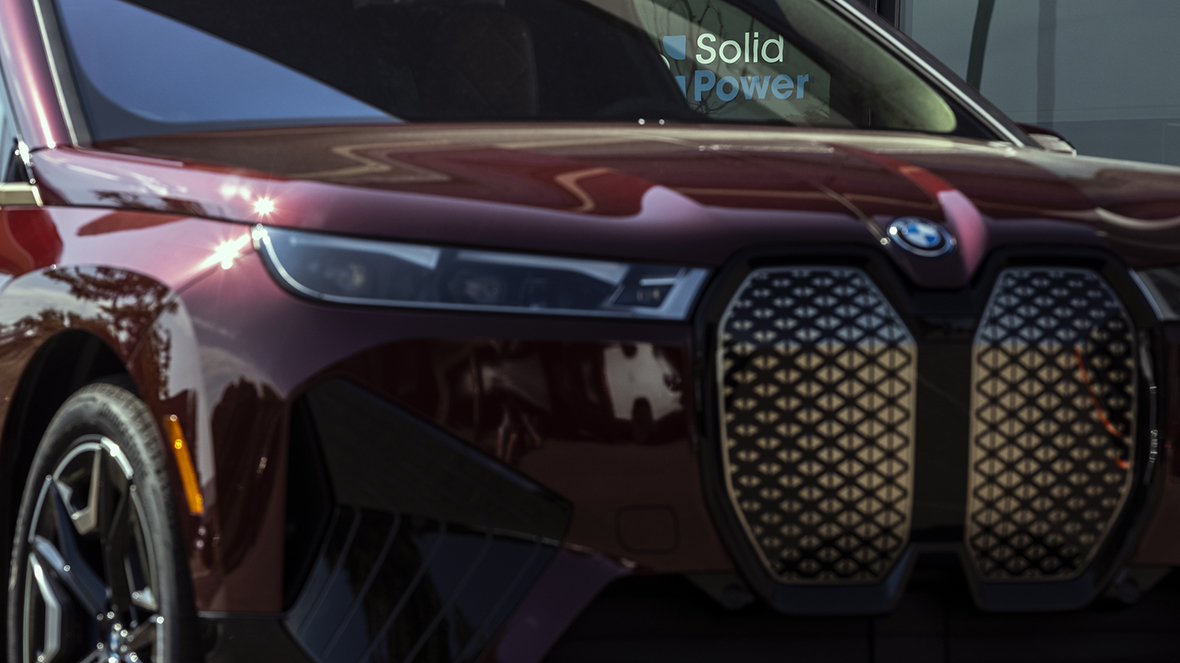 Solid Power BMW iX твърдотелни батерии