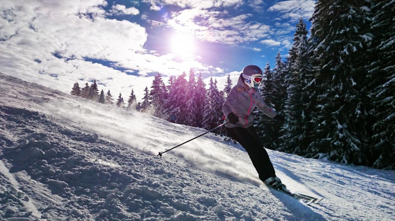 Пампорово открива ски-сезона с пет отворени писти
