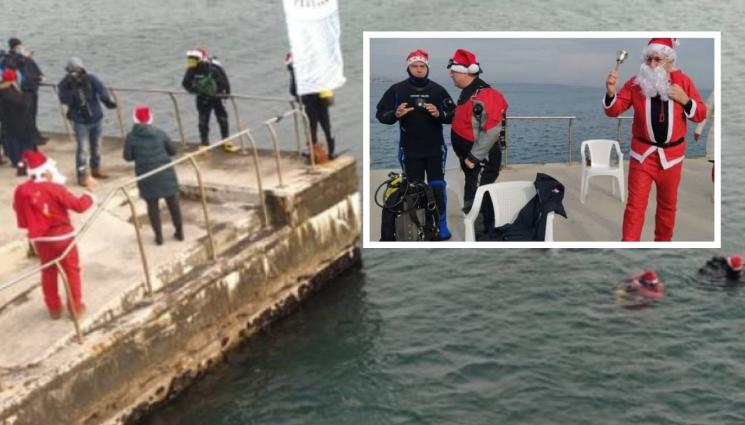 возолази коледа - ПО-РАЗЛИЧНАТА КОЛЕДА: Водолази празнуват под вода