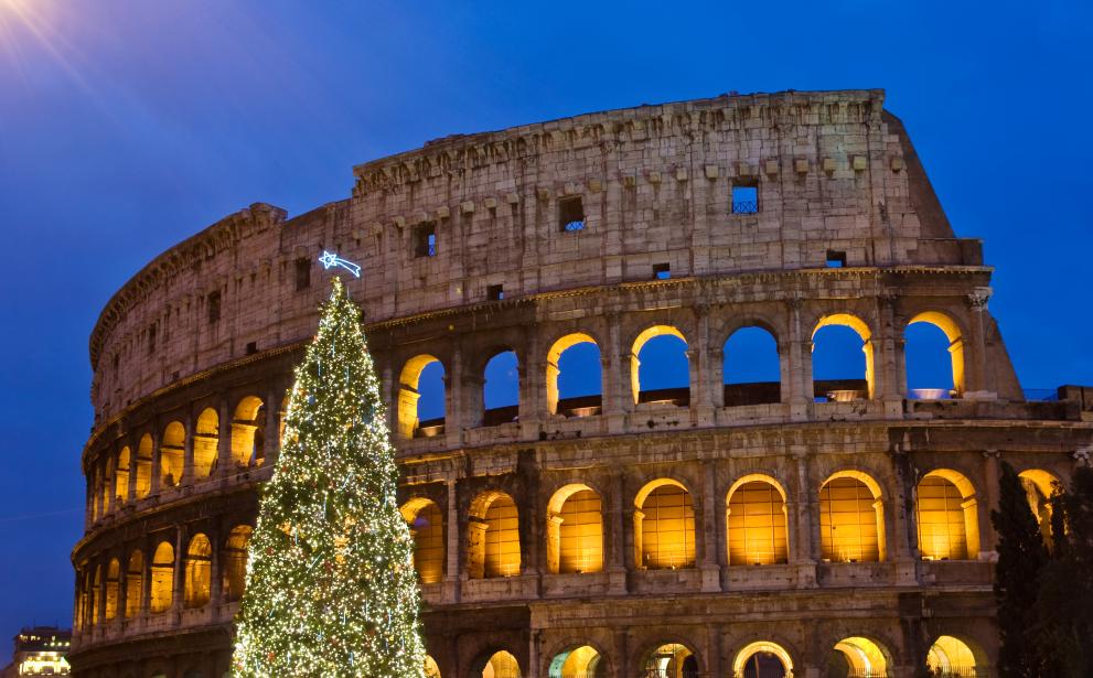 Римляните празнували Коледа още от IV век, обаче тяхната традиция