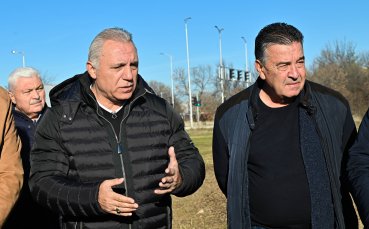 Легендата на българския футбол Христо Стоичков зарадва цял блок свои бивши