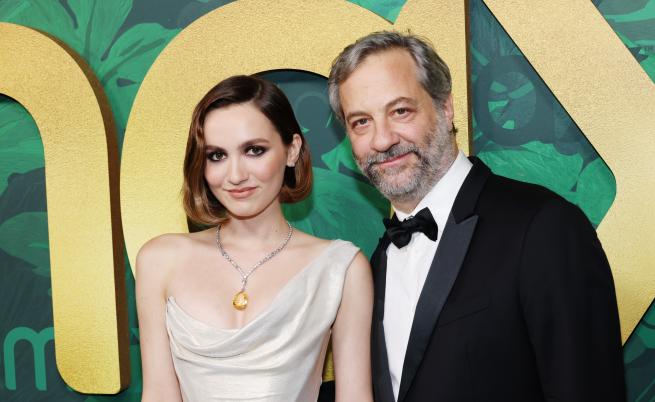  Мод Апатоу с татко си Джъд Апатоу 