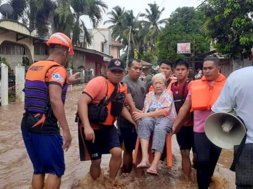  Филипините наводняване 