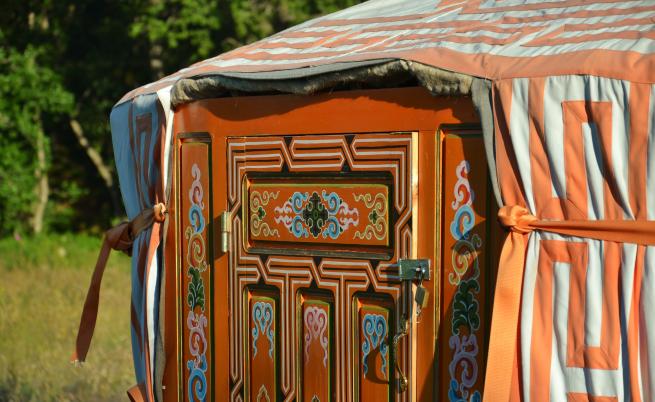  Детайл от входната врата на гер 