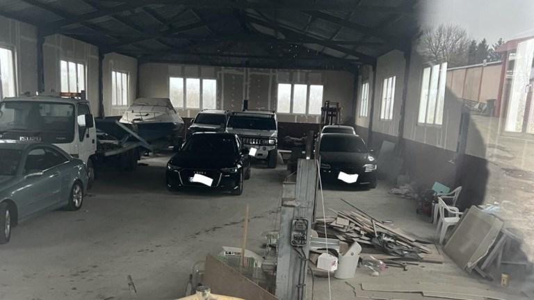  По най-малко 5 коли на седмица се крадат с новата двойна машинка. 