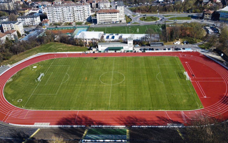 Обновяват стадион „Христо Ботев” в Габрово