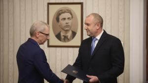 Президентът Румен Радев връчи втория мандат за съставяне на кабинет