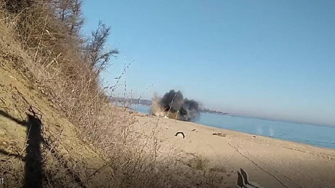 бомба взрив министерство на отбраната Обзор