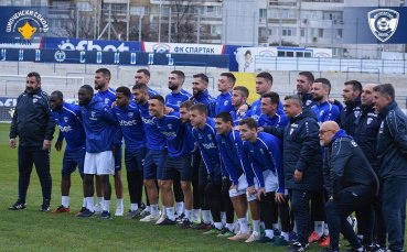 Футболистите на Спартак Варна направиха първа официална тренировка за 2023г