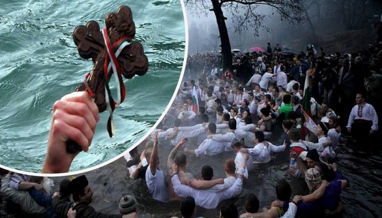 Йордановден Богоявление - ГОЛЯМ ПРАЗНИК Е! Богоявление - Калоферци влязоха във водите на Тунджа! (ВИДЕО)