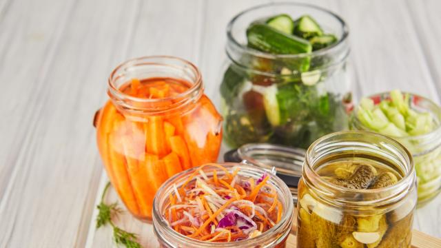 Лекар посочи храните, които поддържат тялото при прием на антибиотици