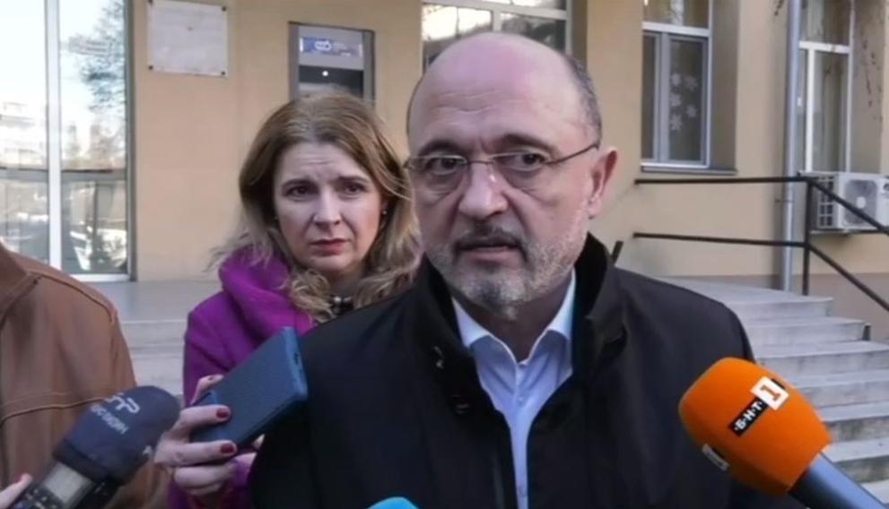 11 мигранти са настанени в болница до момента. Двама в