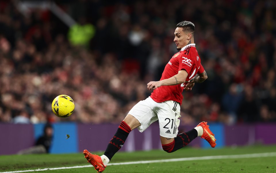 Бразилската звезда на Манчестър Юнайтед – Антони, е катастрофирал със