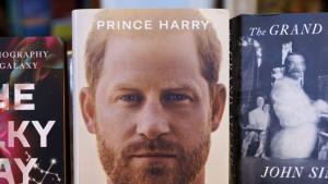 Мемоарите принц Хари които са на пазара от няколко дни