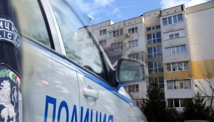 полиция блок - ШОК И УЖАС! Мъж тормози цял квартал, лови котки и ги яде! (СНИМКИ)