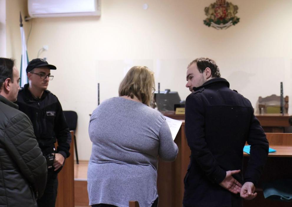 Окръжният съд в Плевен остави за постоянно в ареста британеца
