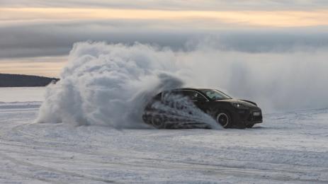 Porsche Macan EV