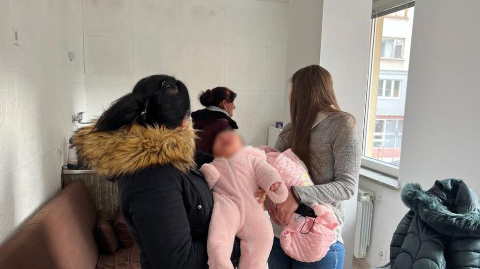 Година след размяната на бебета в болница Шейново майката, подала