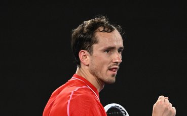 Руският тенисист Даниил Медведев се наложи над италианеца Яник Синер