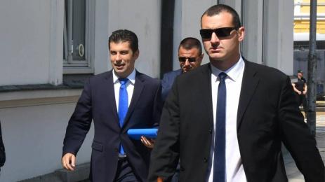 Кирил Петков