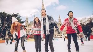 В австрийската столица беше открита най голямата ледена пързалка на открито