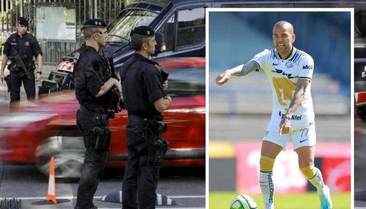 Футбол - Алвеш търкал пениса си с ръката на момичето