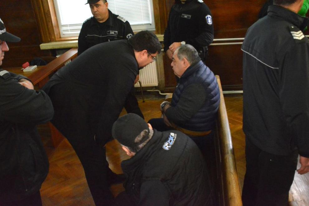  Делото за убийството на Еранухи Пехливанян, против 50-годишния Гарабед Веринян и 56-годишния Михаил Михов 