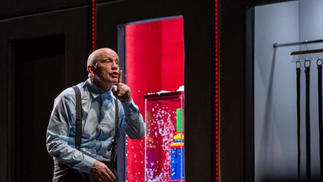 В сряда пускат билетите за дългоочакваното представление на Джон Малкович 