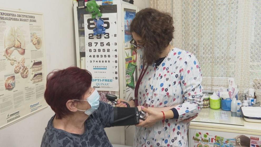 Личните лекари в Бургас поискаха потребителската такса за пациентите да