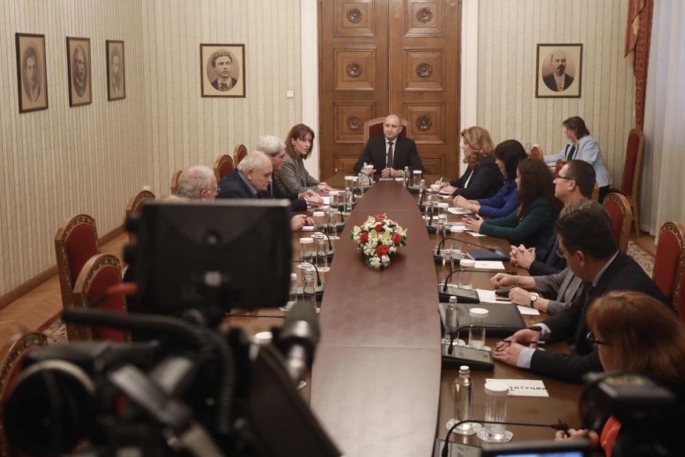  ЦИК среща Румен Радев Камелия Нейкова 