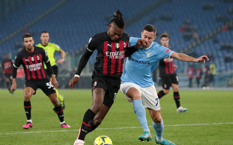 Отборите на Лацио и Милан играят при резултат 2:0 в