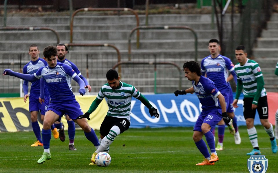 Черно море завърши 1:1 с Етър в контролна среща, играна