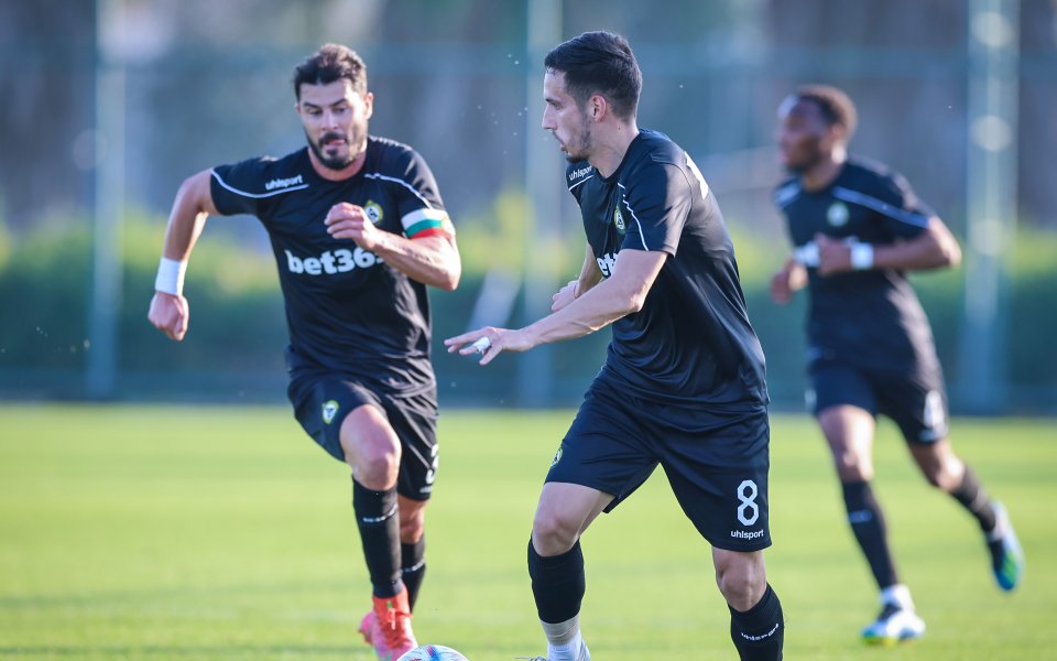 Славия победи с 2:1 руския Оренбург в последната си контрола