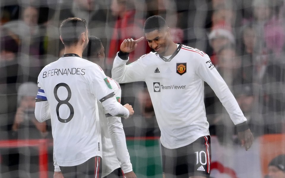 Нотингам Форест и Манчестър Юнайтед играят при резултат 0:1 в първи